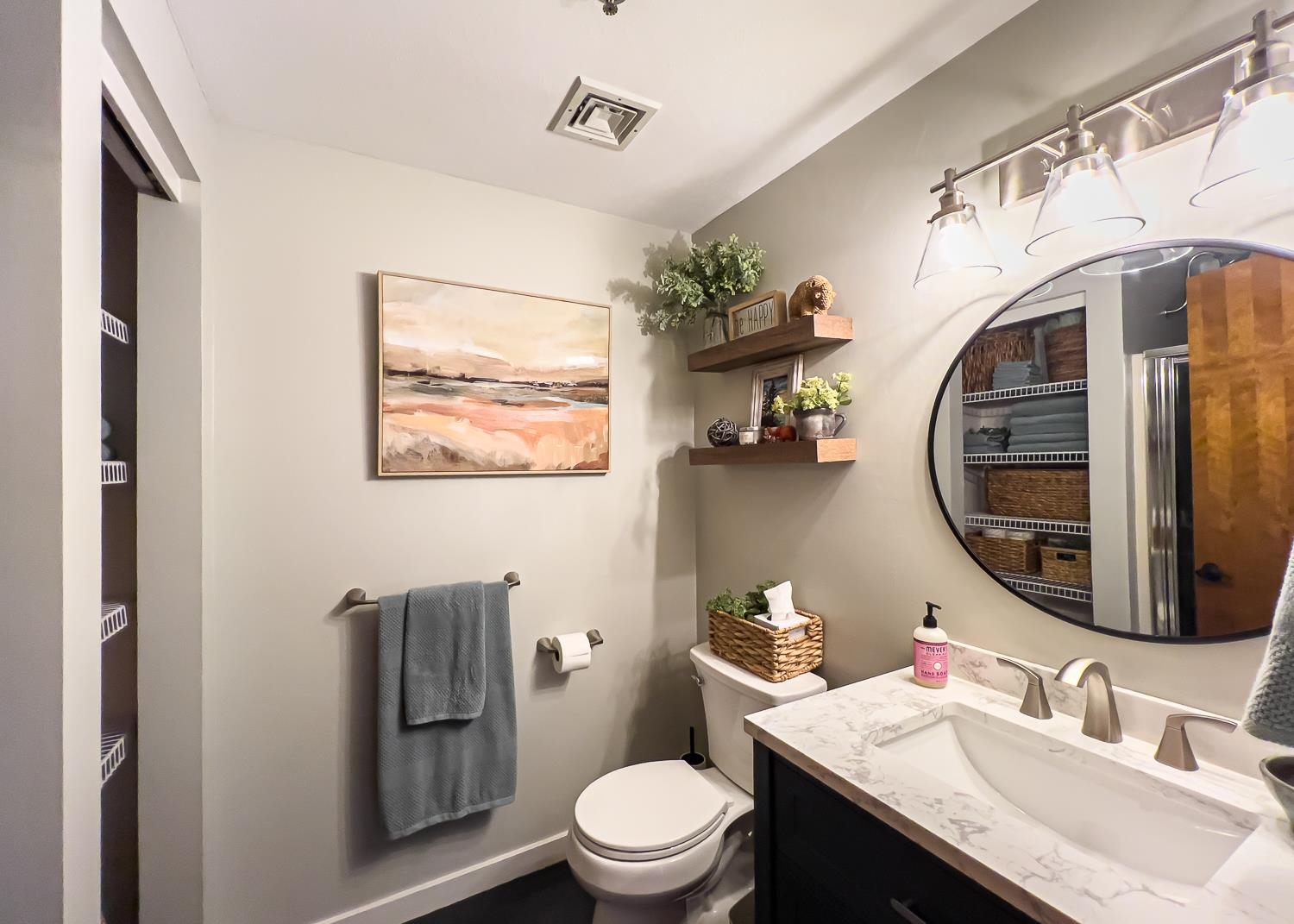 2 Overlook Drive Atkinson, NH 03811 - Photo 35 of 48