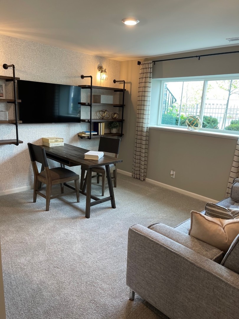 1091 Atterberg Road, Unit 3902 South Elgin, IL 60177 - Photo 8 of 18 Gallery Image 8