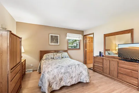 $379,900 | 311 West 4th Avenue, Elkhorn, WI 53121