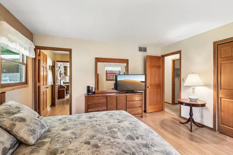 $379,900 | 311 West 4th Avenue, Elkhorn, WI 53121
