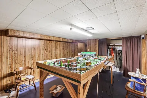 $379,900 | 311 West 4th Avenue, Elkhorn, WI 53121