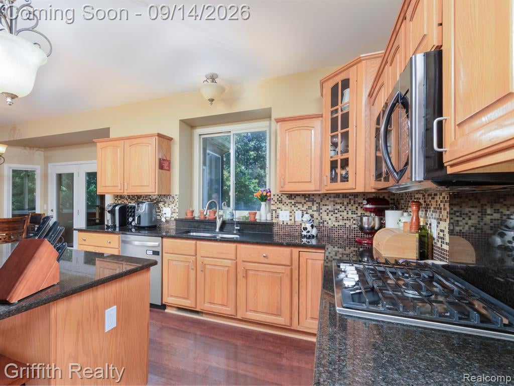 10183 Silver Lake Road Brighton, MI 48116 - Photo 9 of 25 Gallery Image 9