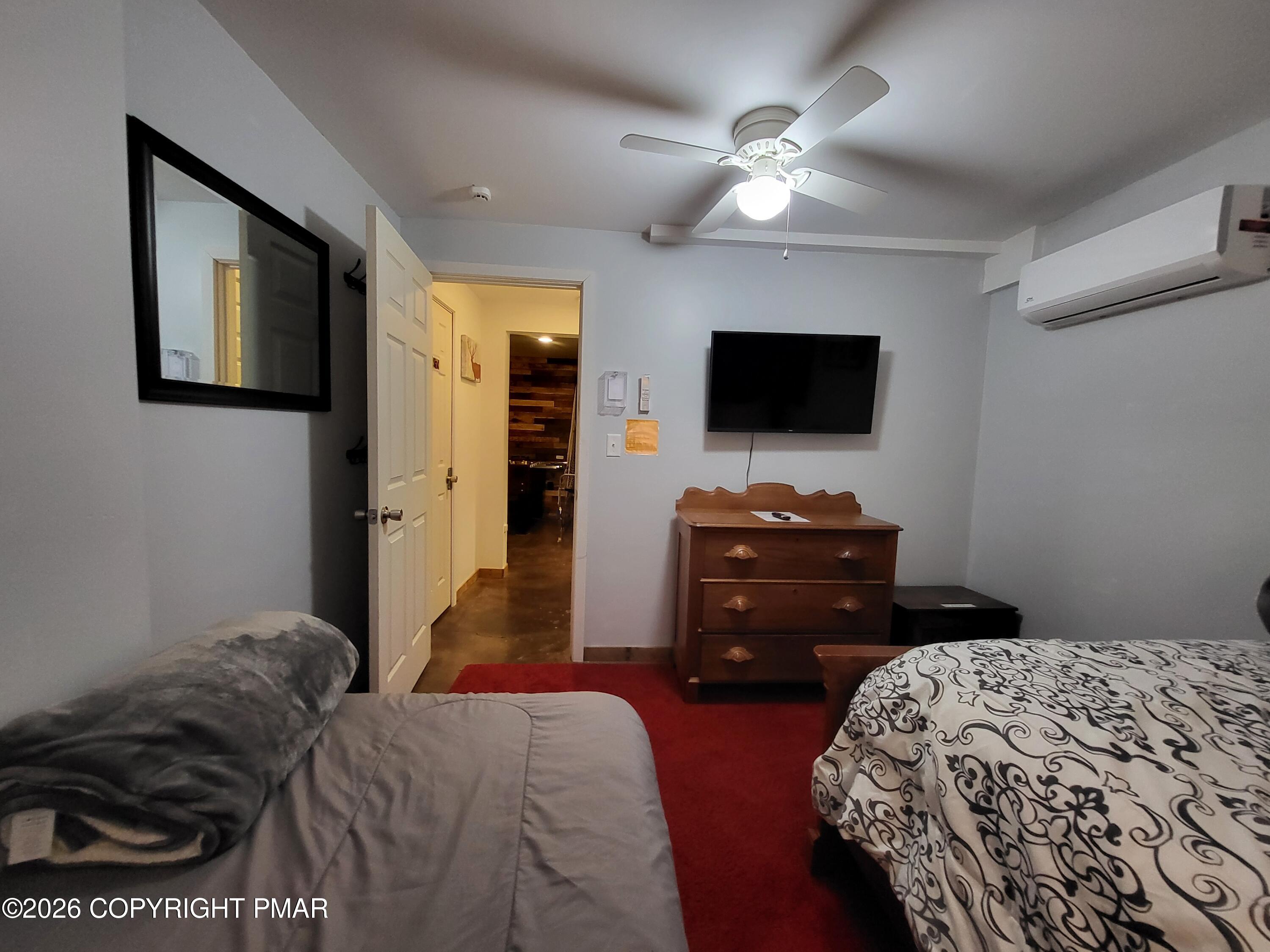 121 Park Court Bushkill, PA 18324 - Photo 39 of 76 1000093338