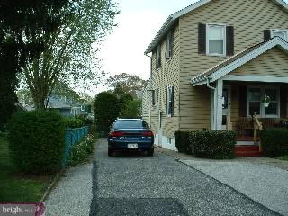122 East Roland Road Brookhaven, PA 19015 - Photo 2 of 6 Gallery Image 2