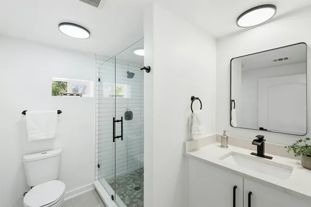 $1,400,000 | 14300 Summit View Drive, Leander, TX 78641