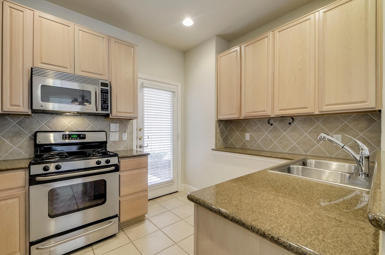 14812 Avery Ranch Boulevard, Unit 12 Austin, TX 78717 - Photo 14 of 38
