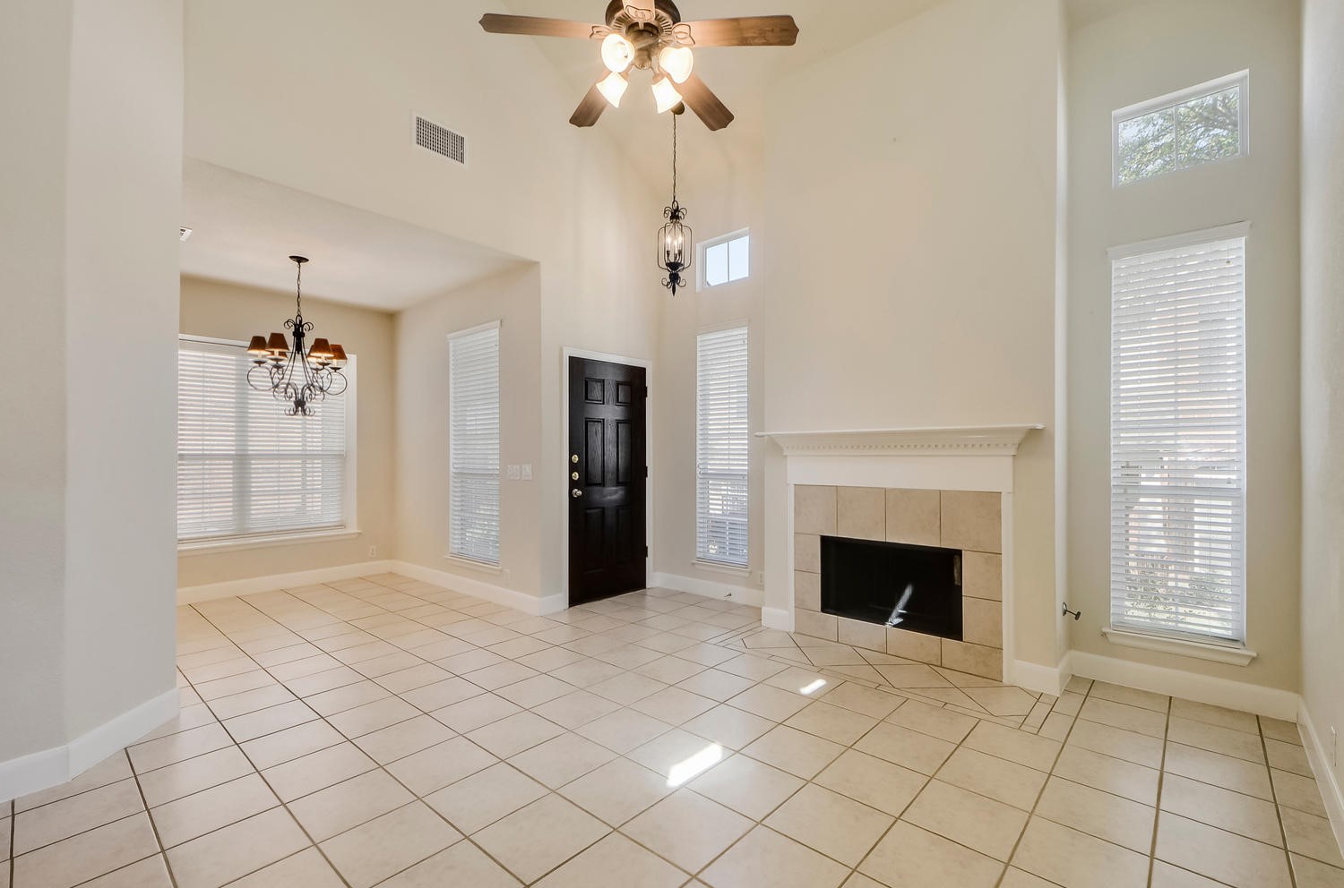 14812 Avery Ranch Boulevard, Unit 12 Austin, TX 78717 - Photo 6 of 38
