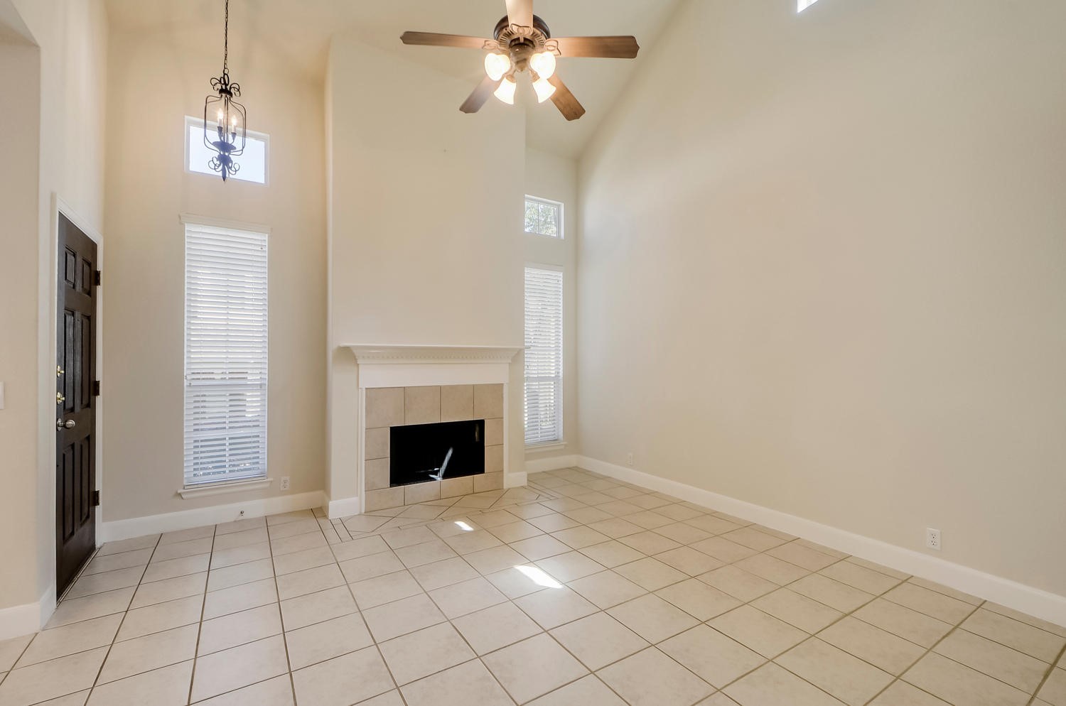 14812 Avery Ranch Boulevard, Unit 12 Austin, TX 78717 - Photo 7 of 38