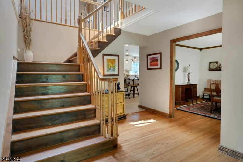 20 Lark Lane Oak Ridge, NJ 07438 - Photo 7 of 47
