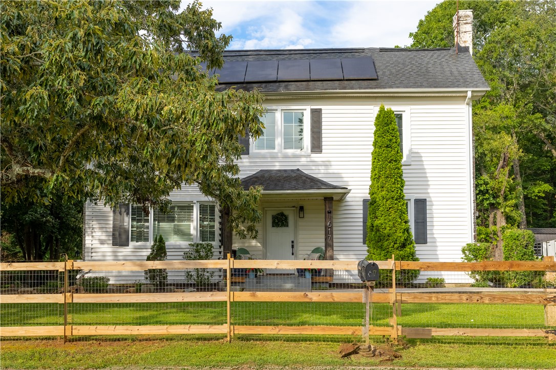 617 Cely Road Easley, SC 29642 - Photo 3 of 40