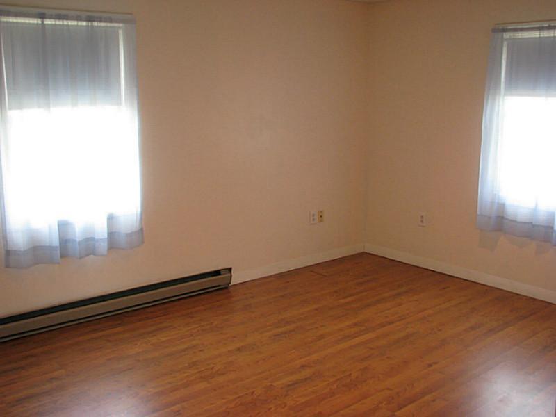 15 Ridgeview Drive Thomaston, ME 04861 - Photo 14 of 35 Master Bedroom.