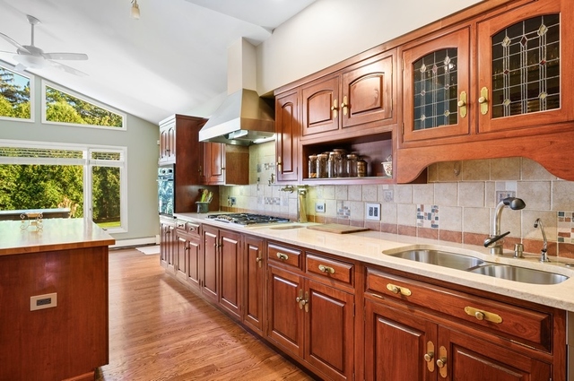 1032 Cherokee Road Wilmette, IL 60091 - Photo 16 of 35