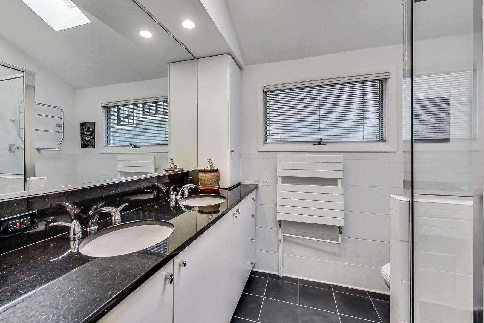 1032 Cherokee Road Wilmette, IL 60091 - Photo 20 of 35