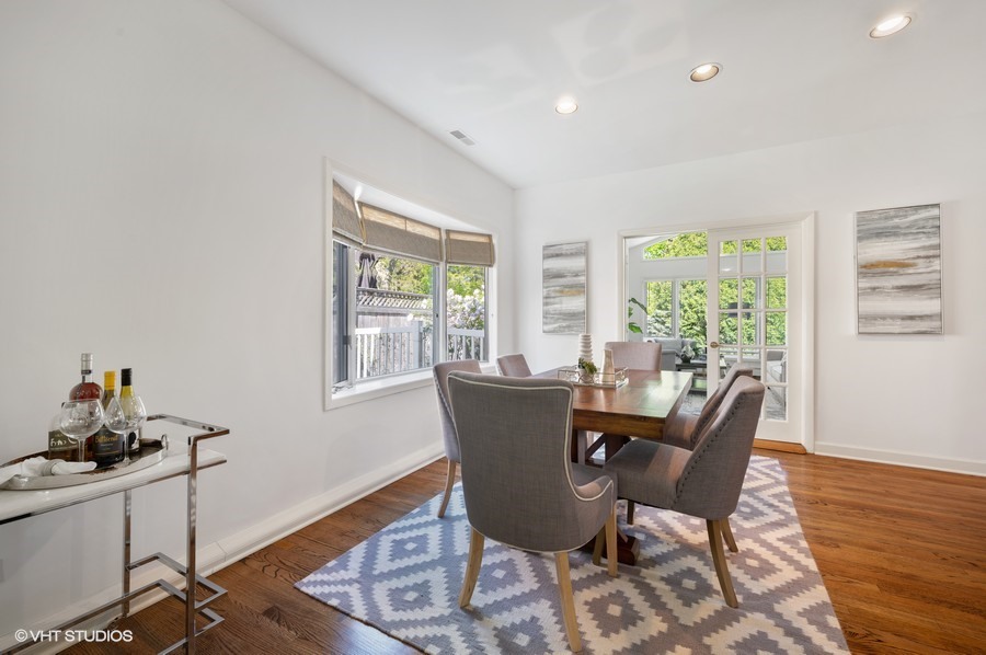 1032 Cherokee Road Wilmette, IL 60091 - Photo 7 of 35