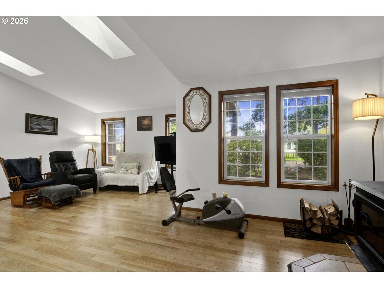 1960 40th Street Florence, OR 97439 - Photo 18 of 48