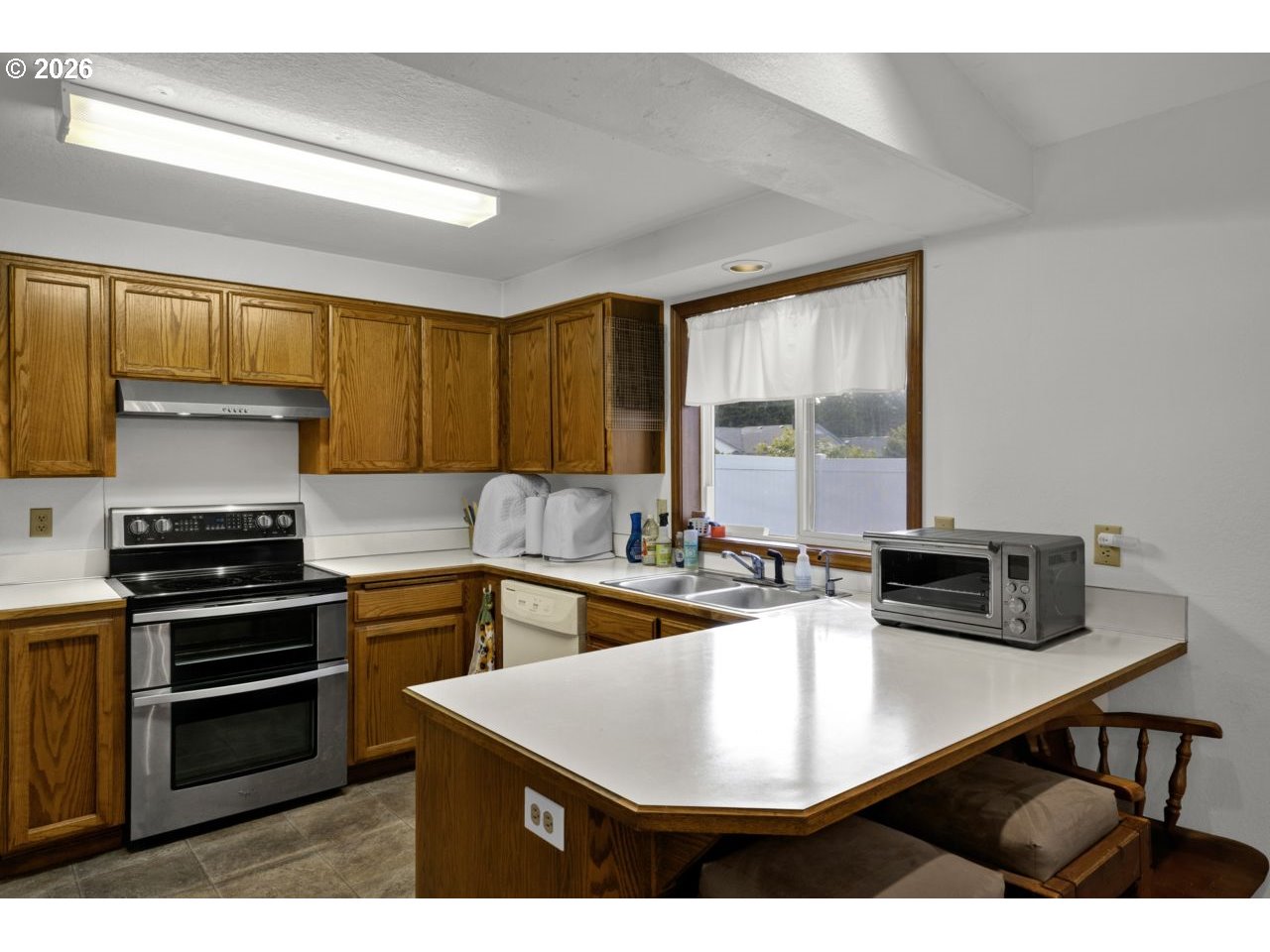 1960 40th Street Florence, OR 97439 - Photo 22 of 48