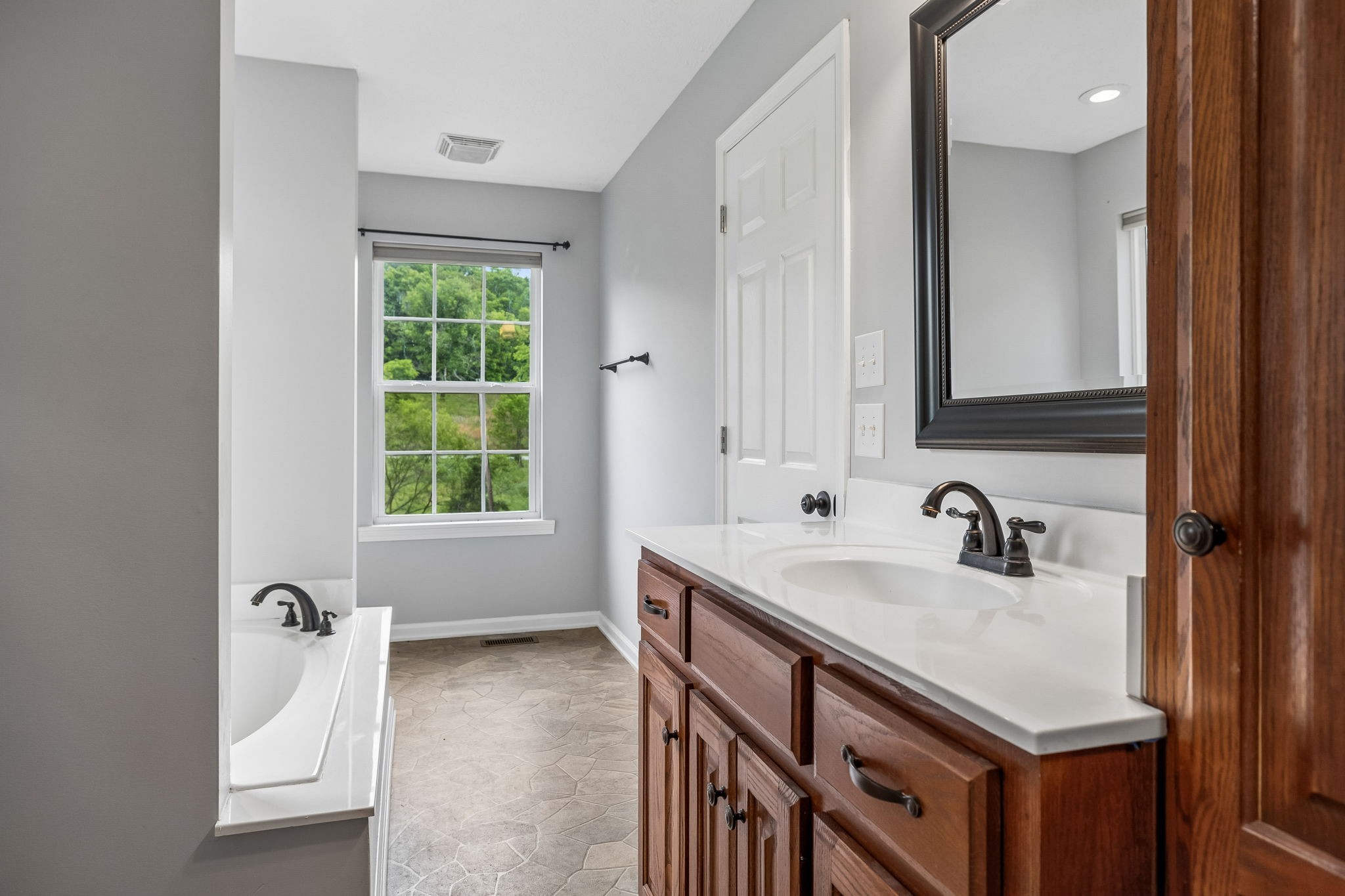 4205 Browning Branch Road Bethpage, TN 37022 - Photo 15 of 30 Gallery Image 15