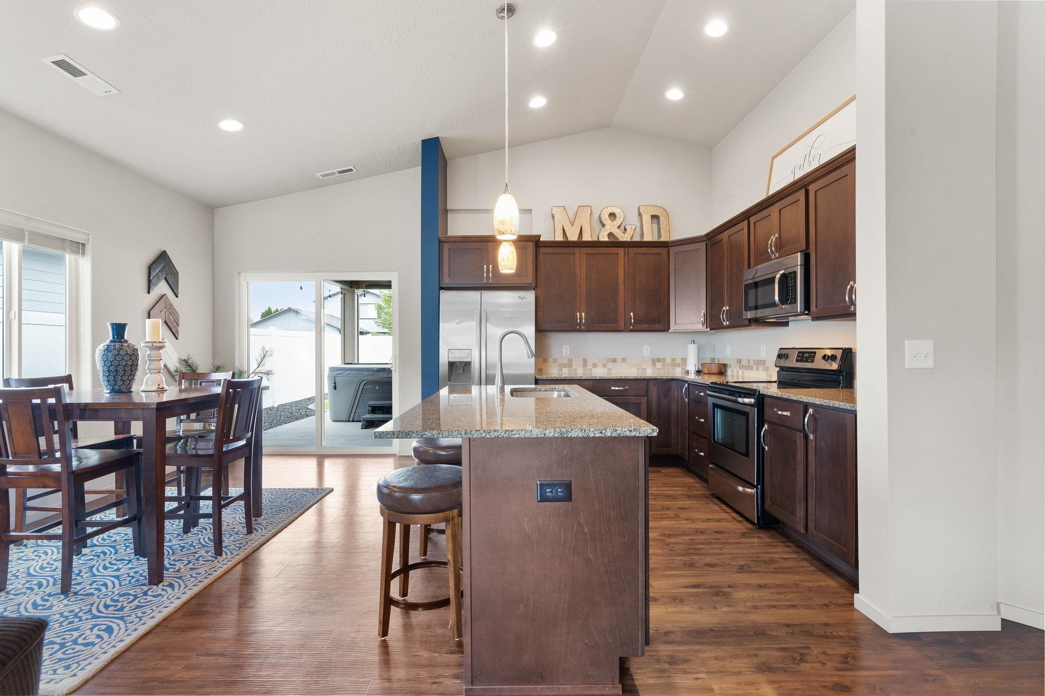 512 North Ridgemont Lane Veradale, WA 99037 - Photo 13 of 33