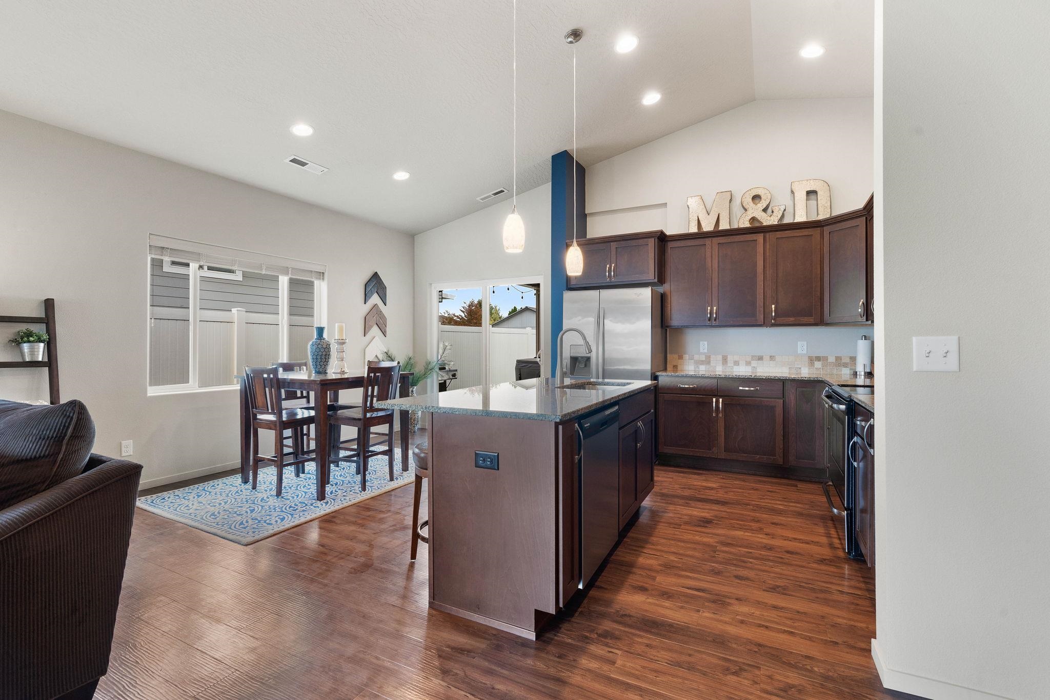 512 North Ridgemont Lane Veradale, WA 99037 - Photo 14 of 33