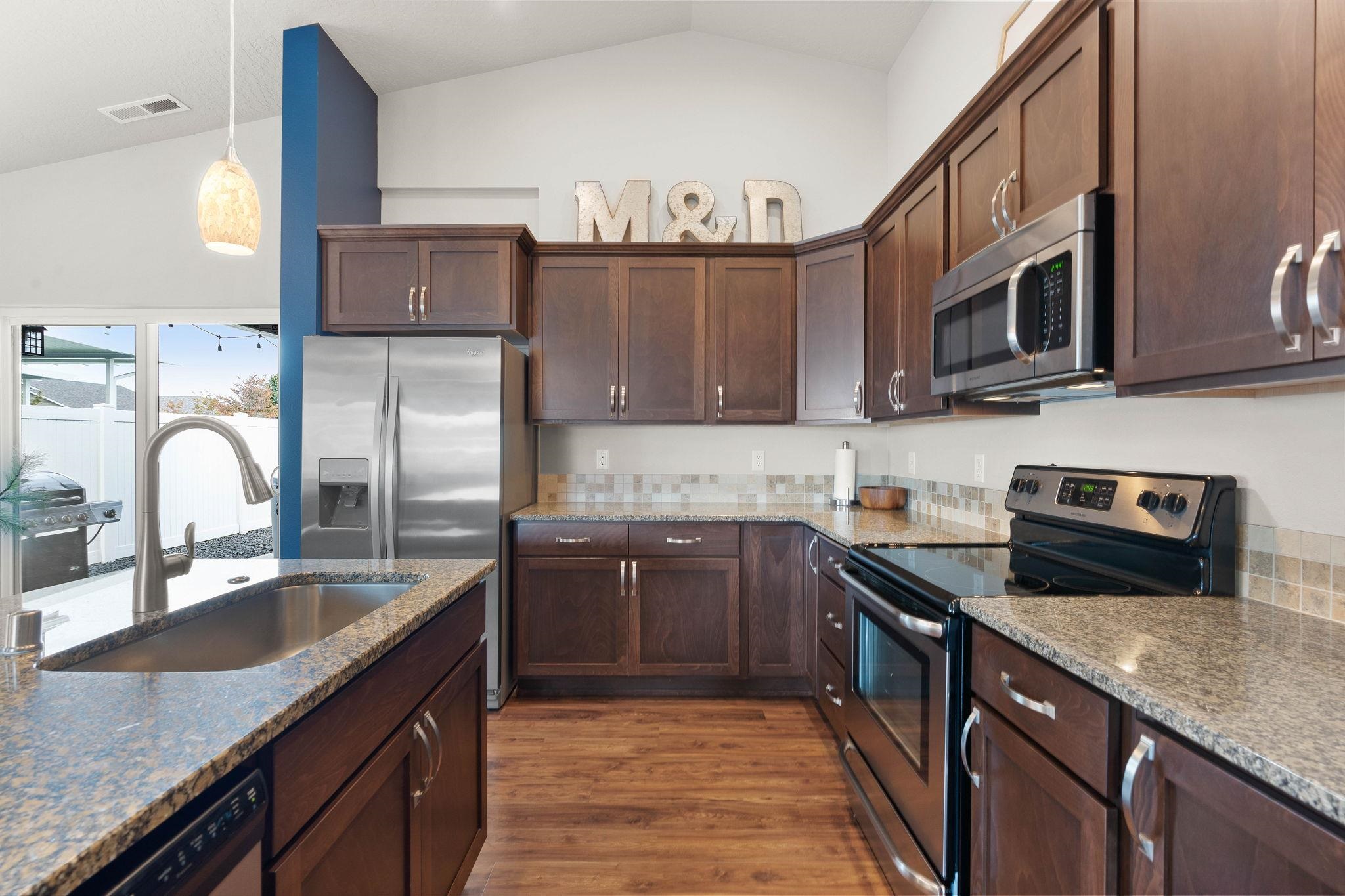 512 North Ridgemont Lane Veradale, WA 99037 - Photo 15 of 33