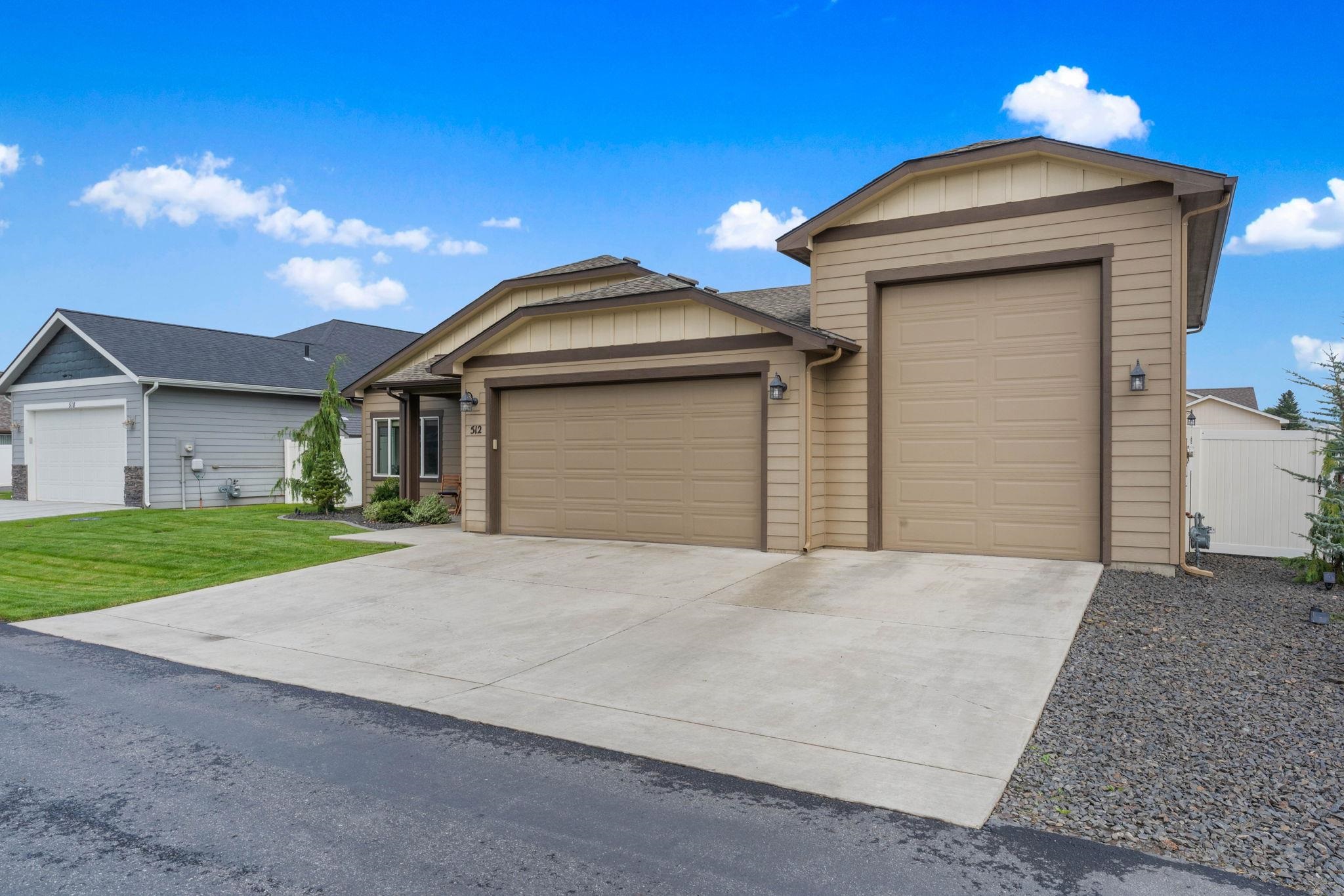 512 North Ridgemont Lane Veradale, WA 99037 - Photo 3 of 33