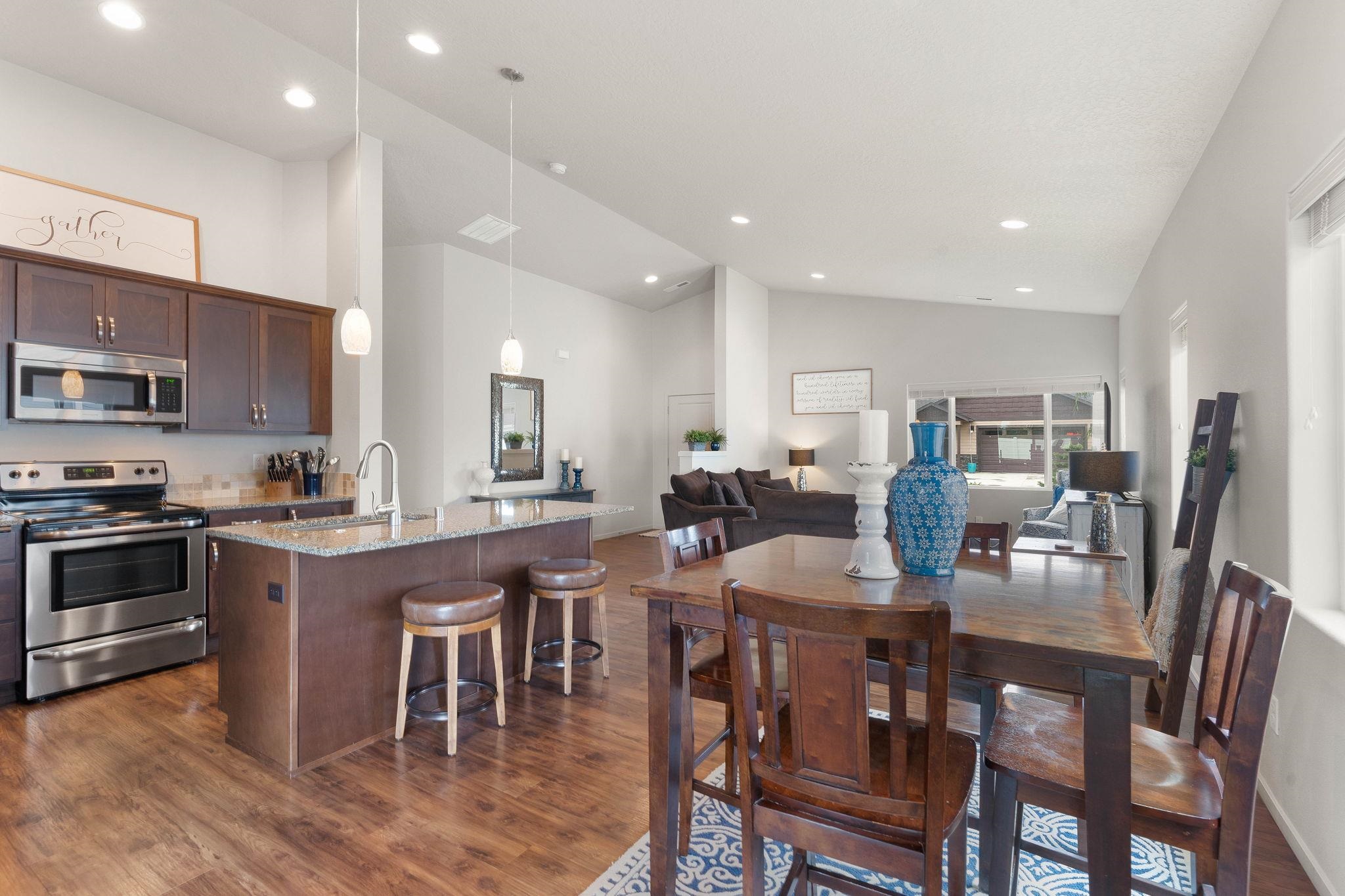 512 North Ridgemont Lane Veradale, WA 99037 - Photo 10 of 33