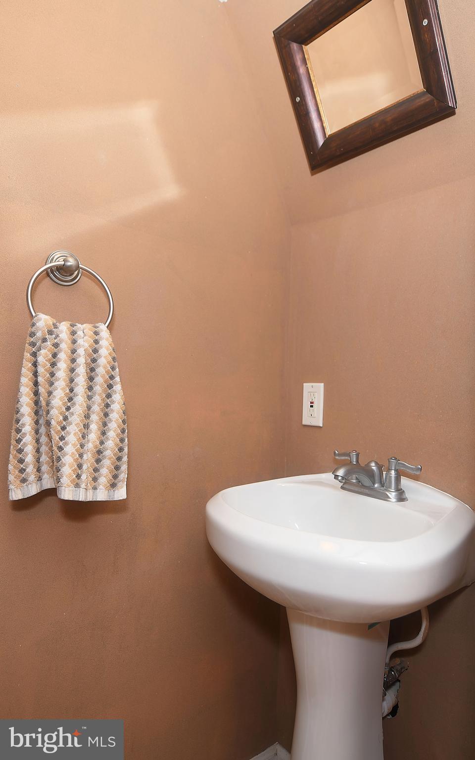 8518 Water Oak Road Baltimore, MD 21234 - Photo 22 of 28