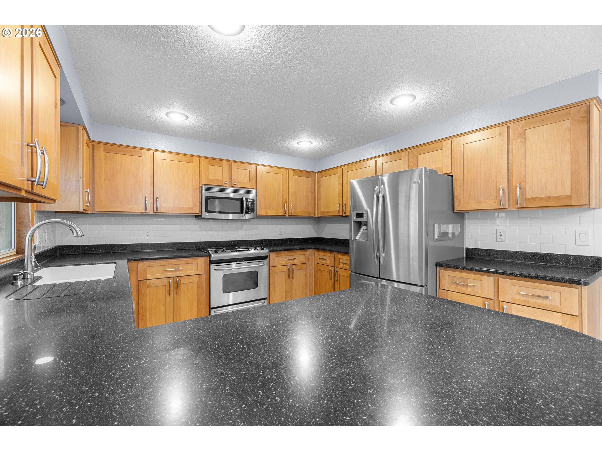 21612 Southwest Kristin Court Beaverton, OR 97003 - Photo 21 of 48