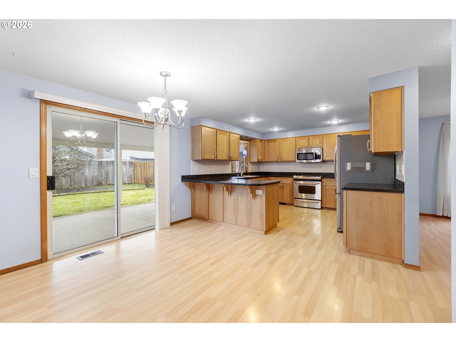 21612 Southwest Kristin Court Beaverton, OR 97003 - Photo 3 of 48