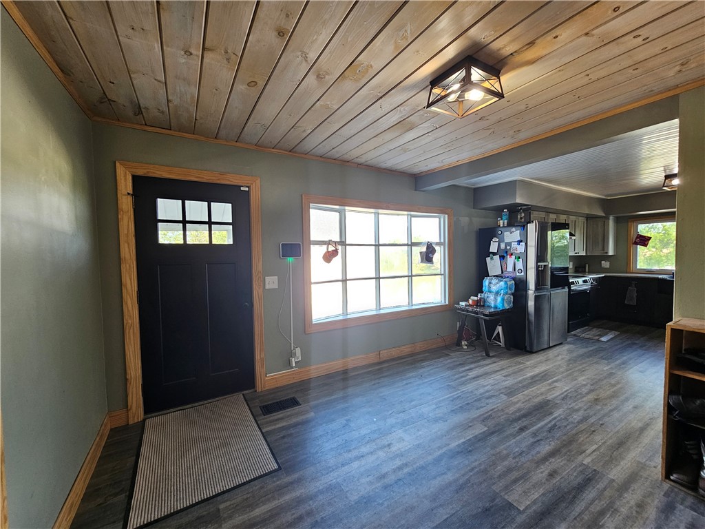 2434 Townline Road Alabama, NY 14020 - Photo 18 of 49