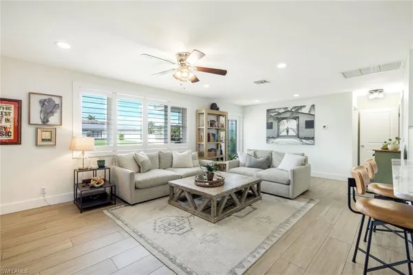 $419,900 | 20621 Pine Tree Lane, Estero, FL 33928