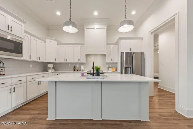 $372,000 | 221 Timber Mill Street, Lafayette, LA 70508