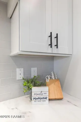 $372,000 | 221 Timber Mill Street, Lafayette, LA 70508