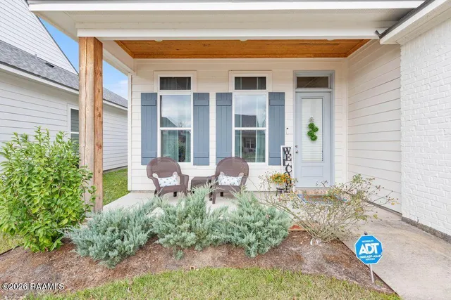 $372,000 | 221 Timber Mill Street, Lafayette, LA 70508