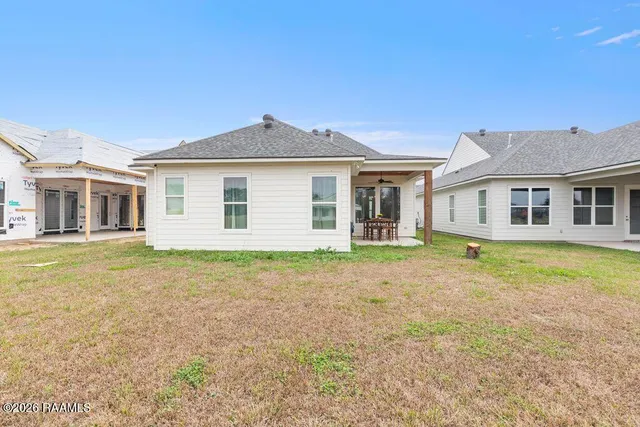 $372,000 | 221 Timber Mill Street, Lafayette, LA 70508