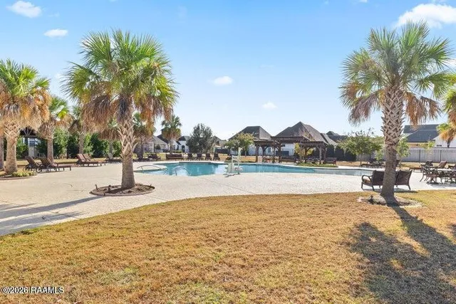 $372,000 | 221 Timber Mill Street, Lafayette, LA 70508