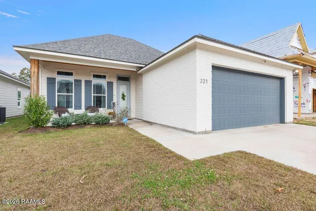 $372,000 | 221 Timber Mill Street, Lafayette, LA 70508