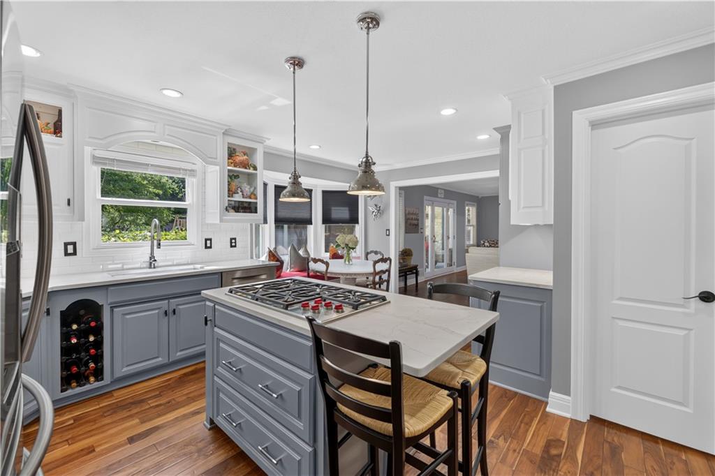 12816 Sagamore Road Leawood, KS 66209 - Photo 17 of 55