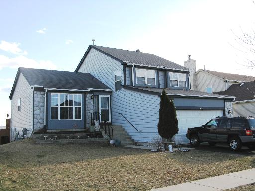736 Rebecca Lane Bolingbrook, IL 60440 - Photo 1 of 12