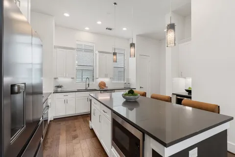 $484,000 | 5713 Larkin Street, Unit A, Houston, TX 77007