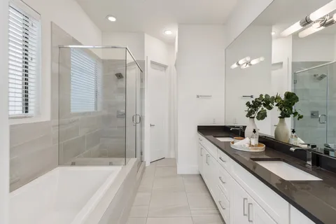 $484,000 | 5713 Larkin Street, Unit A, Houston, TX 77007