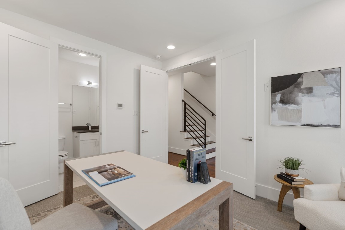 5713 Larkin Street, Unit A Houston, TX 77007 - Photo 5 of 25