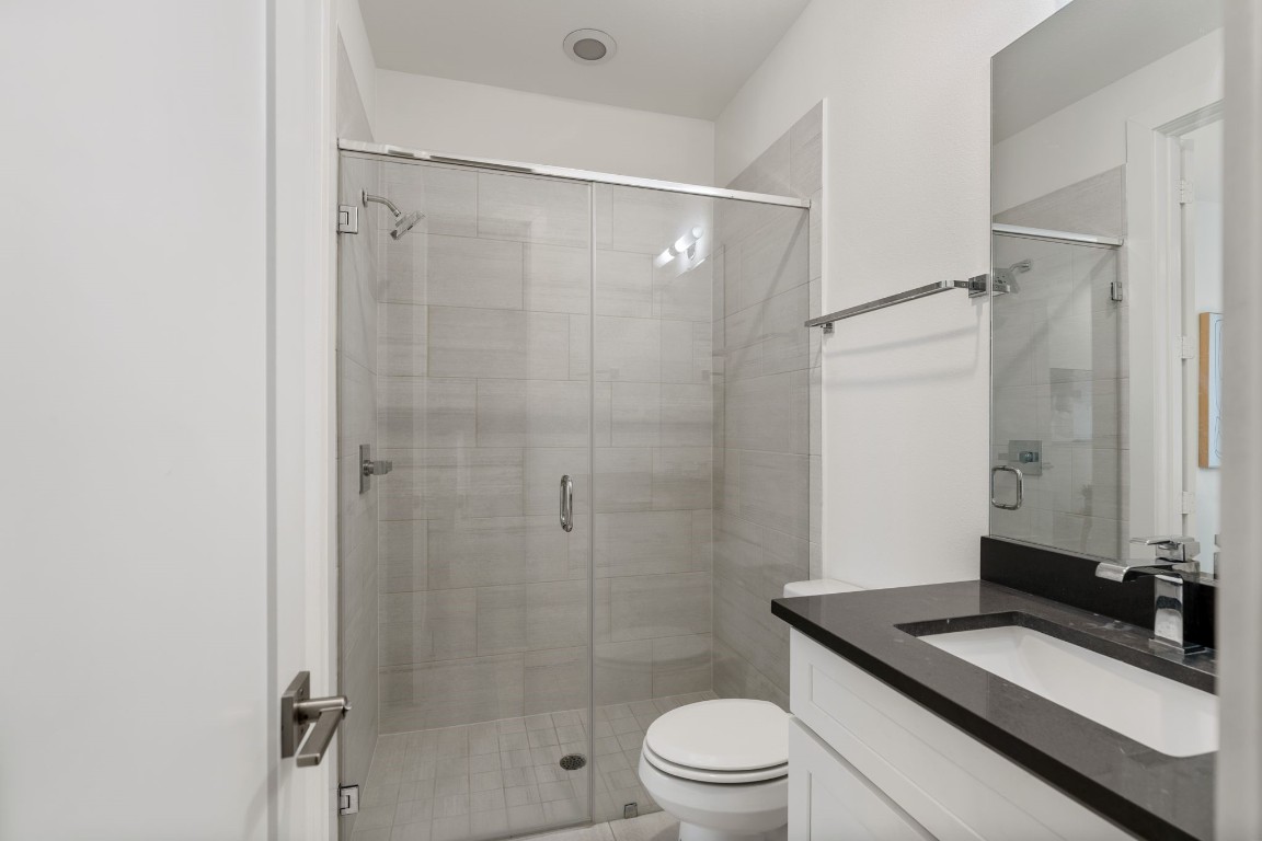 5713 Larkin Street, Unit A Houston, TX 77007 - Photo 6 of 25