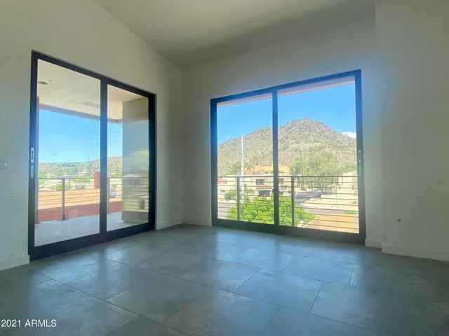 $929,000 | 507 East Mountain View Road, Phoenix, AZ 85020