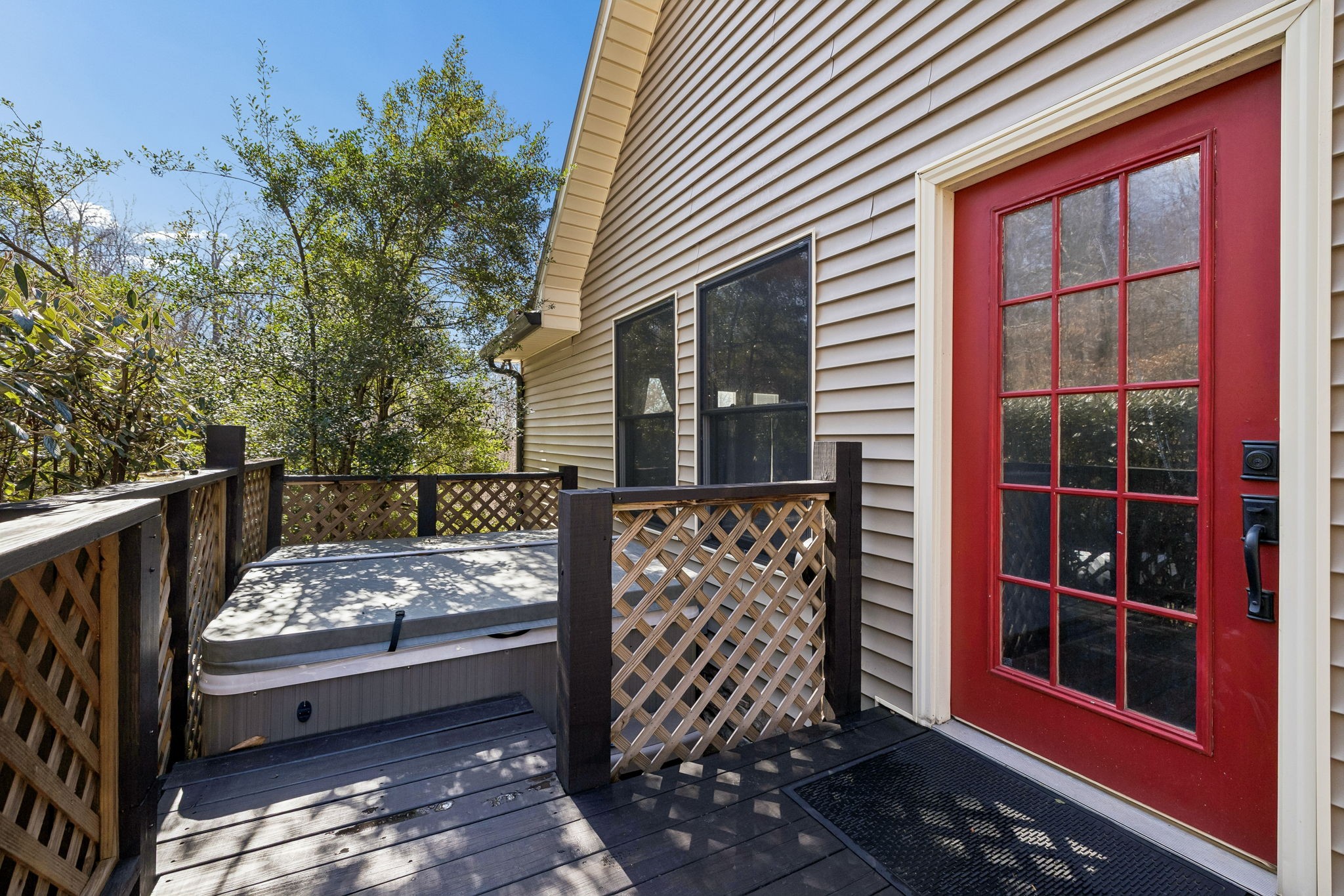 480 Defeated Creek Road Centerville, TN 37033 - Photo 48 of 97 a view of a balcony with floor to ceiling window and wooden fence