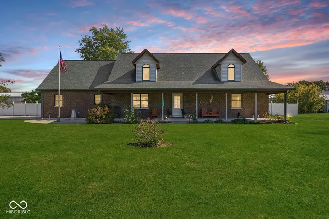 $569,900 | 14314 North Morris Washington Street, Batesville, IN 47006