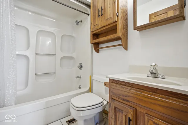 $569,900 | 14314 North Morris Washington Street, Batesville, IN 47006