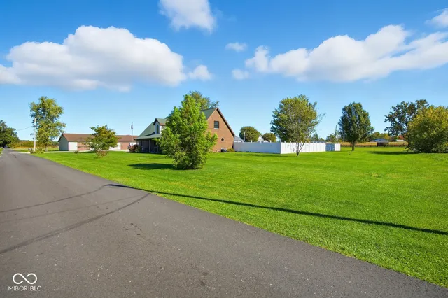 $569,900 | 14314 North Morris Washington Street, Batesville, IN 47006