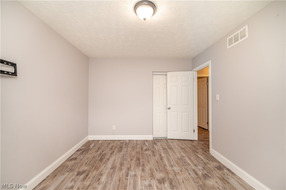 4829 New Road Austintown, OH 44515 - Photo 31 of 49 Bedroom 3