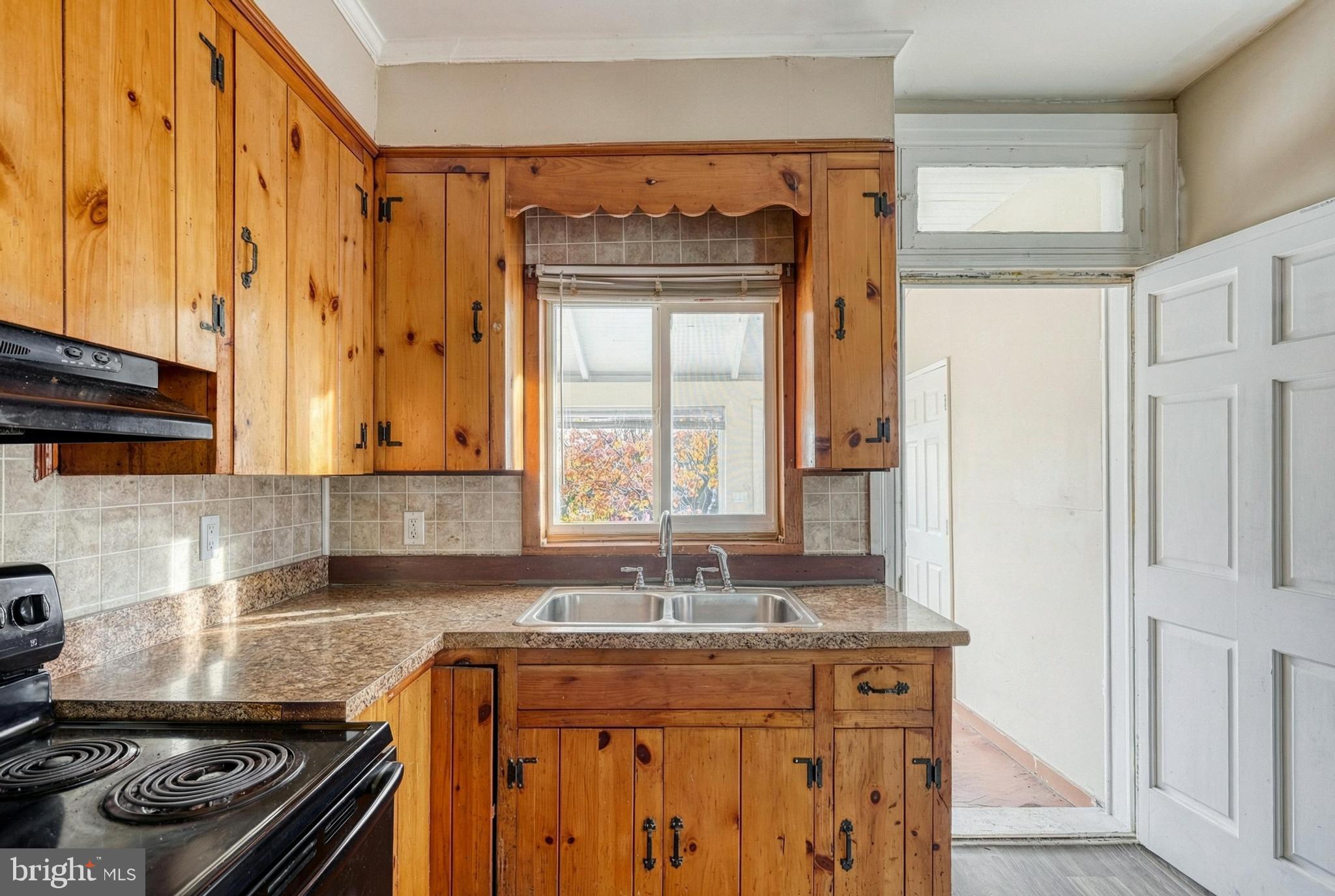 628 Chestnut Street York, PA 17403 - Photo 18 of 39